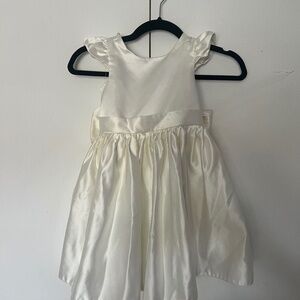 V-Back Satin Flower Girl Dress Girls - Ivory Size 4
